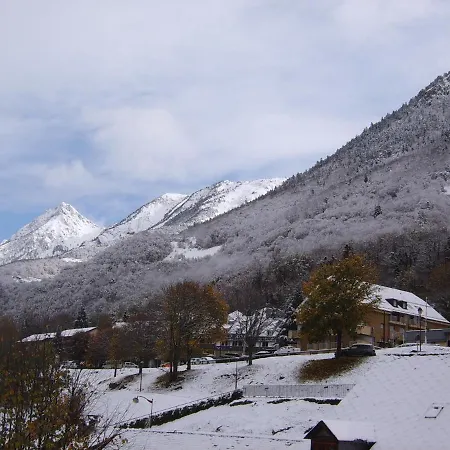 4 Personnes Pied Telecabine Petit Vignemale * Cauterets
